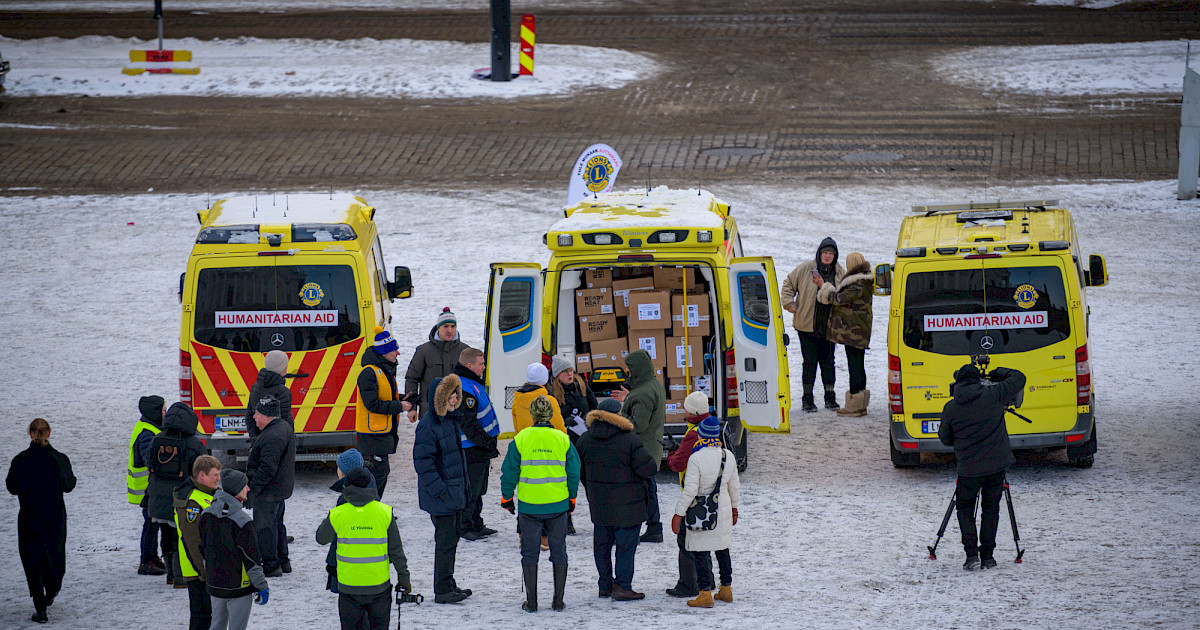 ambulanssiker-ys-ukrainaan-k-ynniss-suomen-lions-liitto-ry